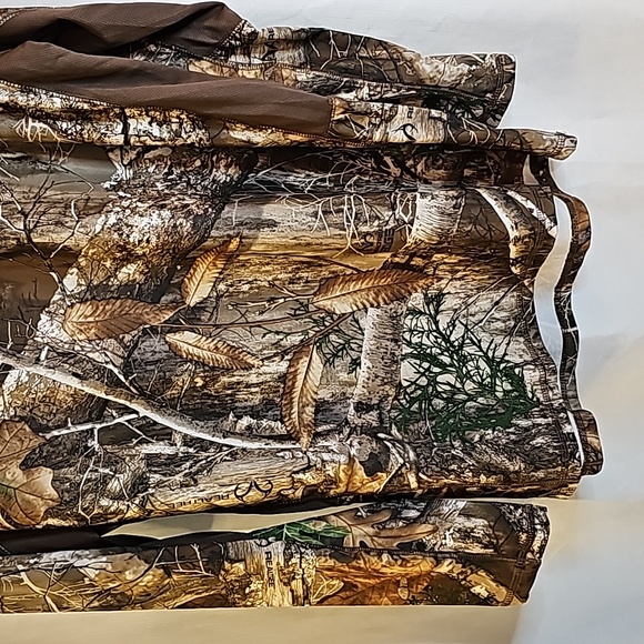 2/$20 Realtree L Scent Control Shirt - Picture 6 of 9